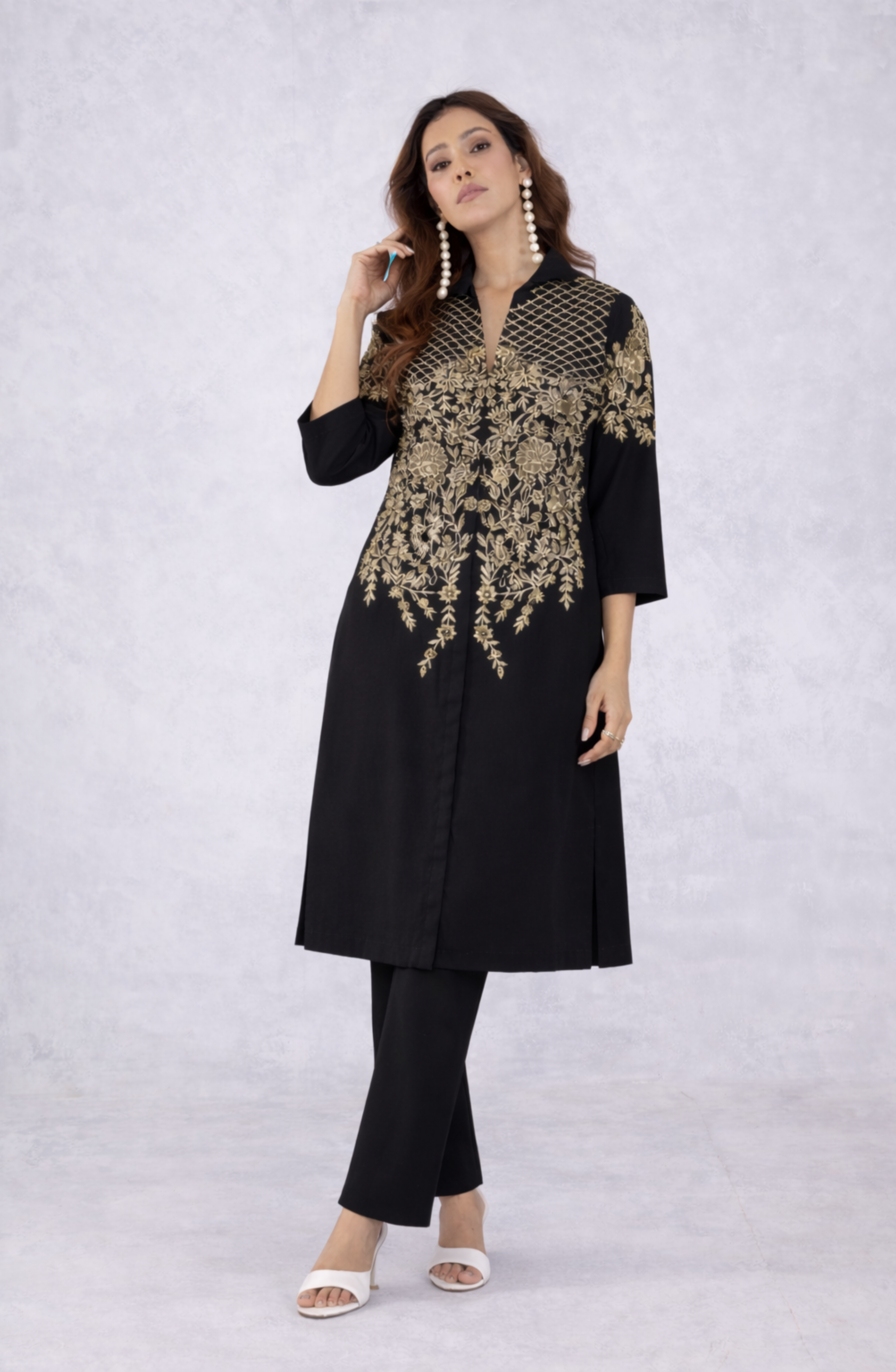 Black Floral Gold Embroidered Kurta Set